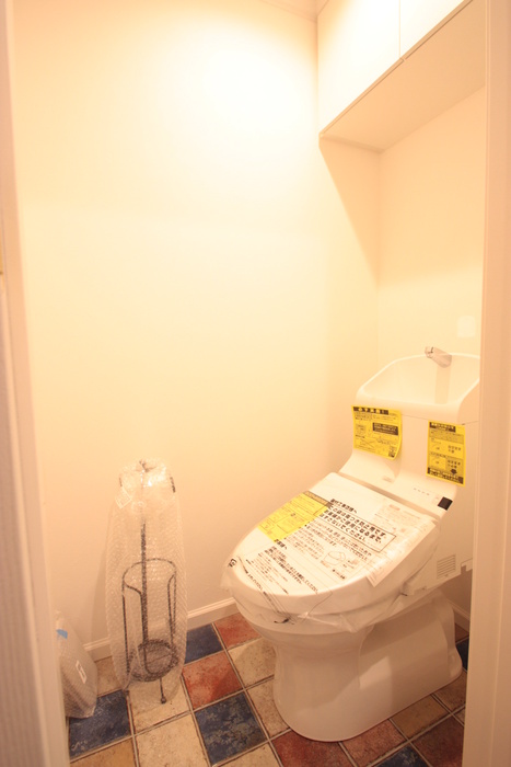 大森西5丁目戸建のトイレ写真