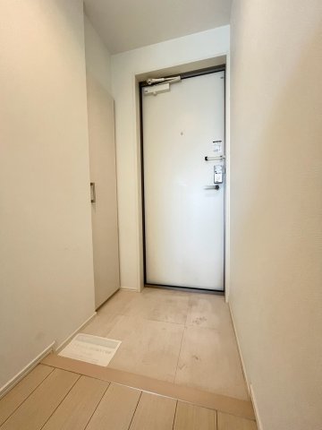ＪＲ阪和線 鳳駅 徒歩3分 3階建 築8年の玄関写真