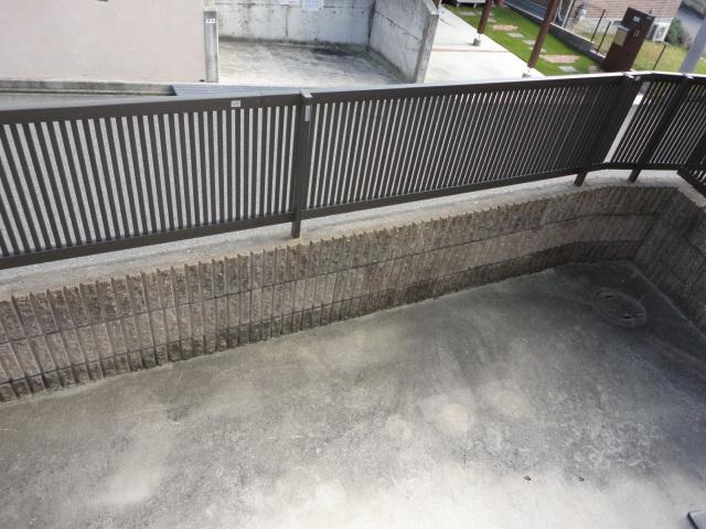 バルコニー　１Ｆ部分テラス