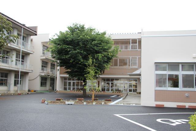 小学校　長野市立青木島小学校（小学校）まで791m