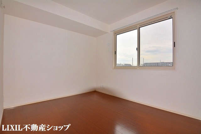 その他部屋・スペース　北側６帖の洋室です。