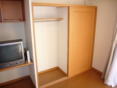 ＪＲ香椎線 伊賀駅 徒歩12分 2階建 築25年の内装写真