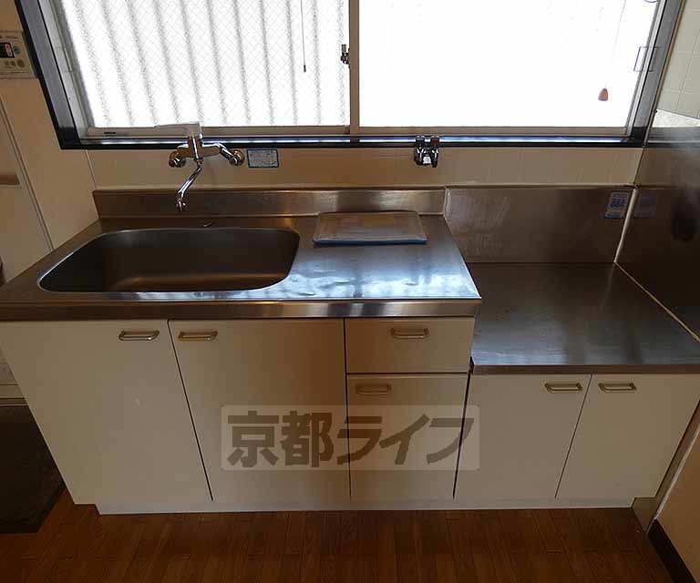 キッチン　キッチンです。