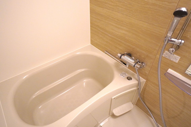 バス・シャワールーム　※写真は同タイプ住戸です。