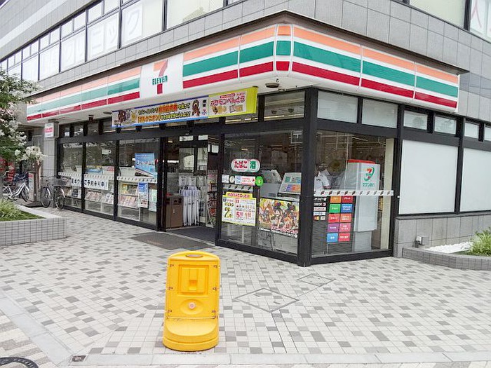 コンビニ　セブンイレブン（コンビニ）まで120m