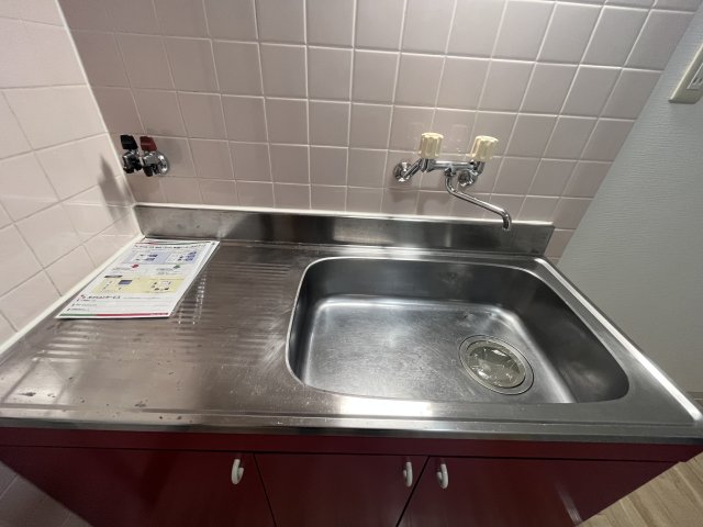 地下鉄長堀鶴見緑地線 西大橋駅 徒歩3分 8階建 築25年のキッチン写真