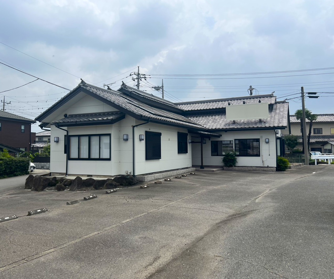 小島田店舗併用住宅