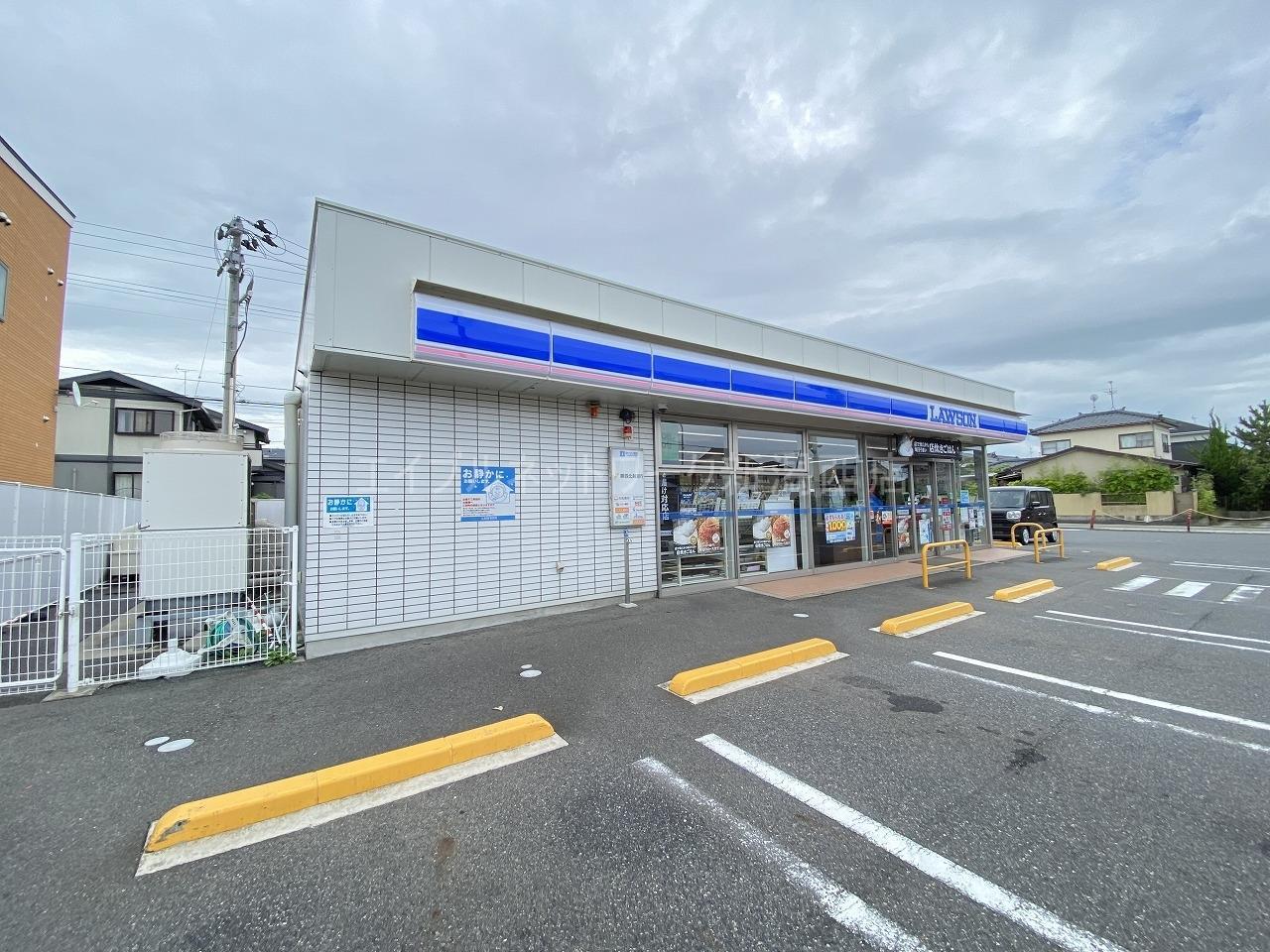 コンビニ　ローソン新潟寺尾東三丁目店（コンビニ）まで722m