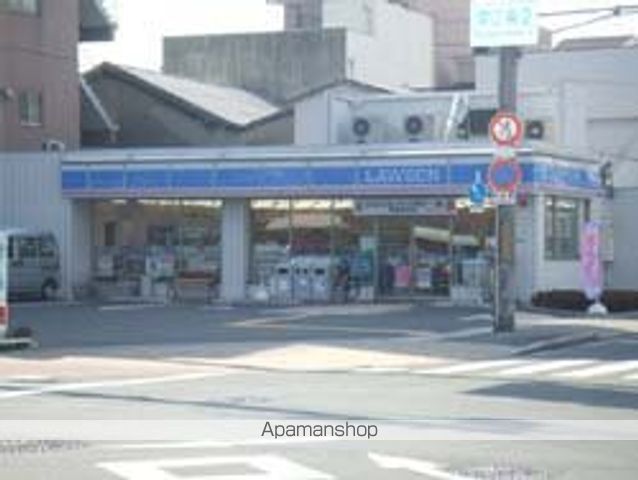 コンビニ　ローソン（コンビニ）まで135m
