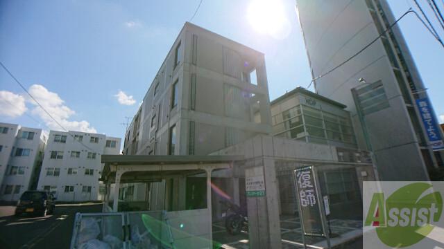 地下鉄東西線 西２８丁目駅 徒歩9分 築39年