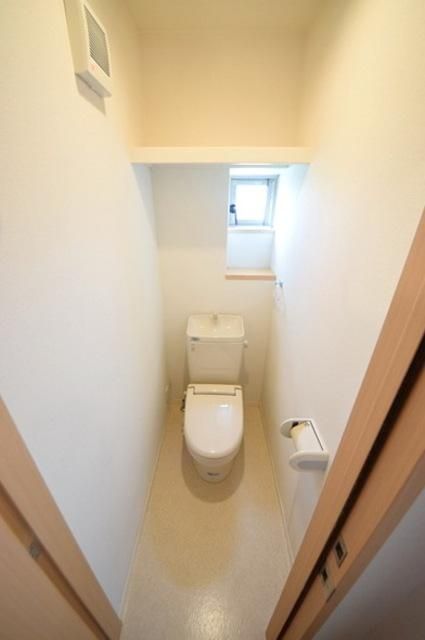 トイレ　★トイレに窓★