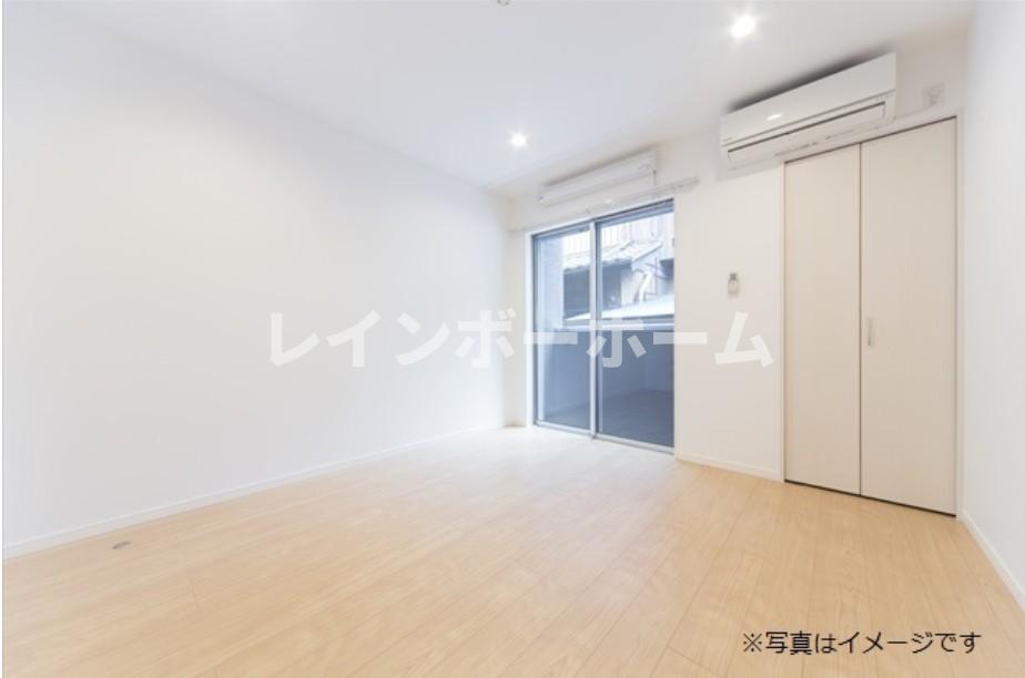 ＪＲ総武線 船橋駅 徒歩25分 3階建 築9年の居間写真
