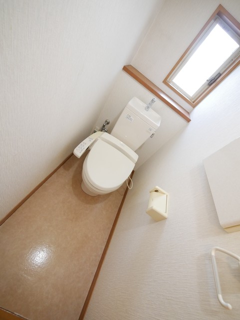 トイレ　★人気の温水洗浄便座のトイレです★