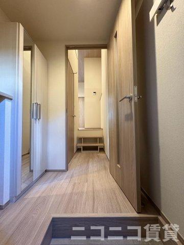 玄関　別号室イメージの為、現状を優先致します。