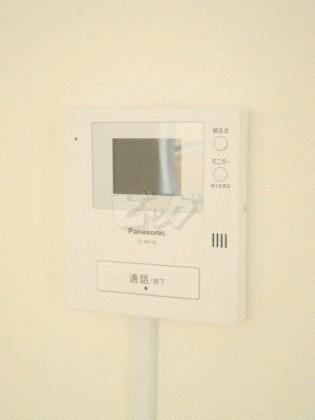 セキュリティ　来客の顔が見えて安心！TVモニターホン付きです♪