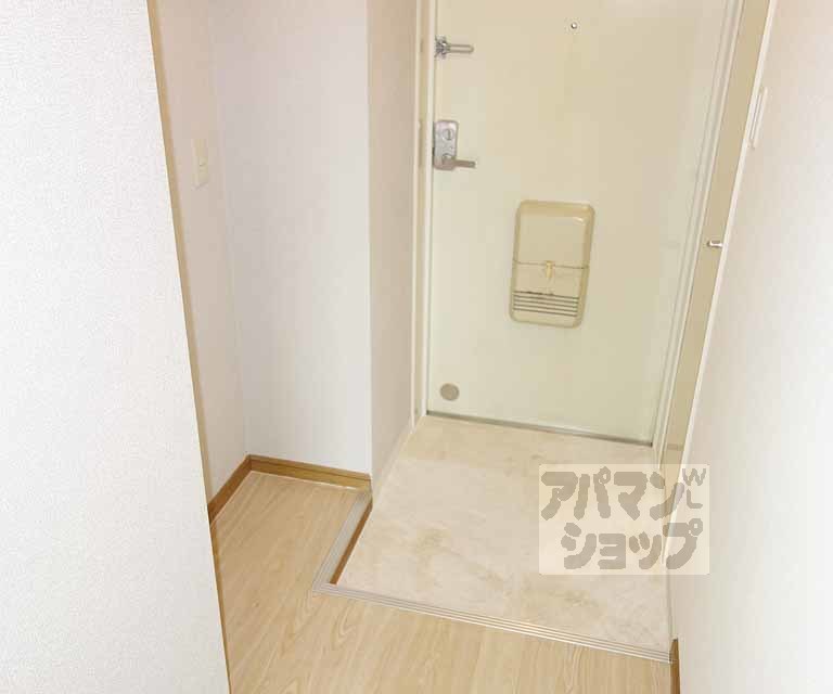 セレクテ西大路の玄関写真