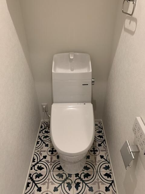 ＪＲ中央線 荻窪駅 徒歩10分 3階建 築1年のトイレ写真
