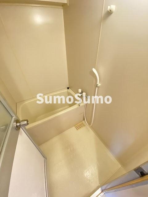 バス・シャワールーム　お風呂で日々の疲れを落としましょう