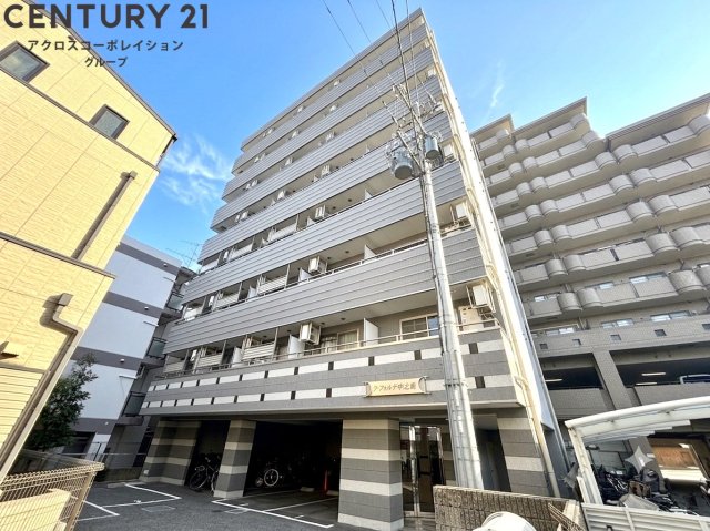 建物外観　オートロック完備で安心のセキュリティ♪