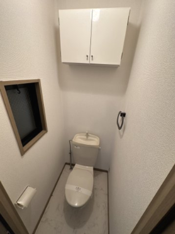 東武伊勢崎線 加須駅 徒歩44分 2階建 築30年のトイレ写真