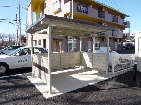 ドゥ・フレメゾンの外観写真