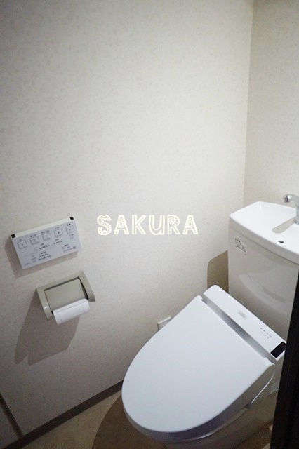 グリフィン横浜・東口弐番館のトイレ写真