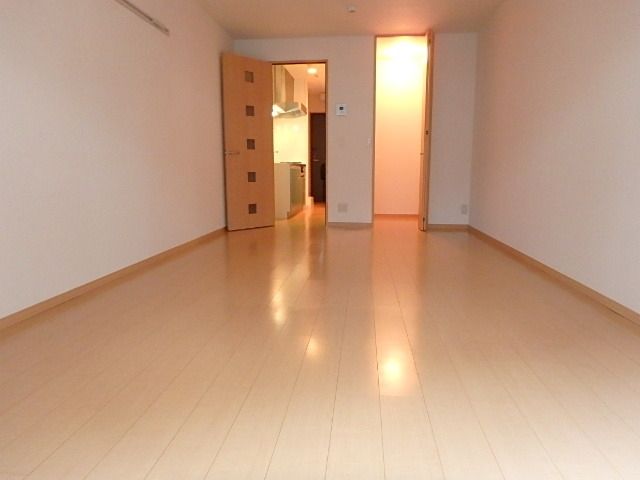 エスポワールフジの居間写真