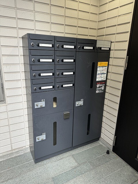 ロビー　宅配ＢＯＸ