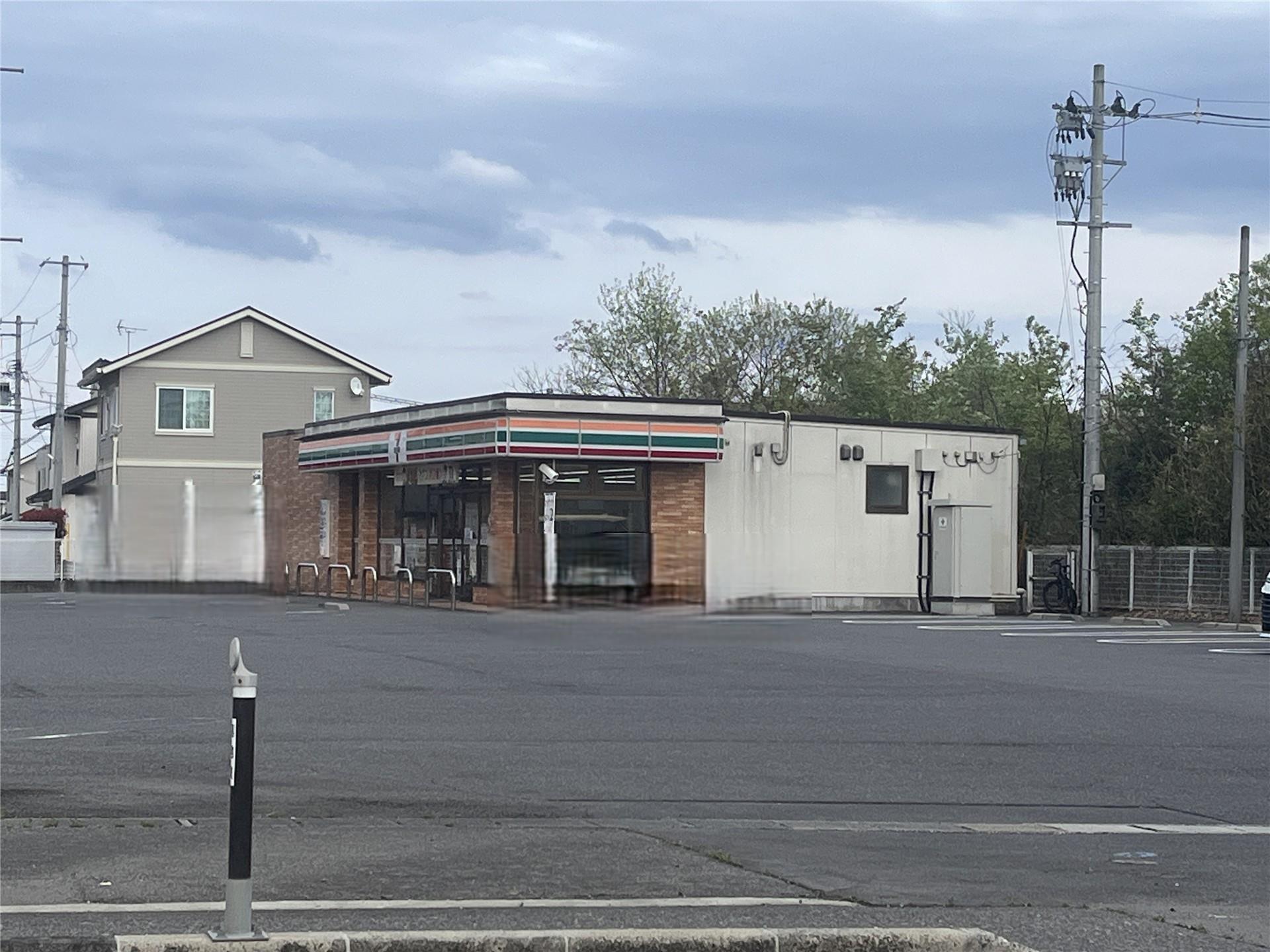 コンビニ　セブンイレブン白河白坂店（コンビニ）まで350m