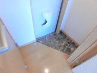 玄関　同タイプ内観です