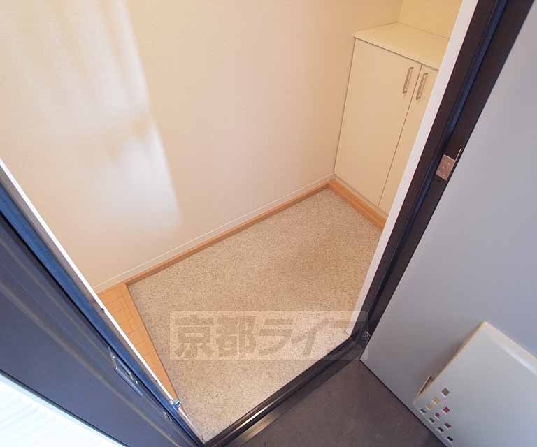 玄関　きれいな玄関ですね。