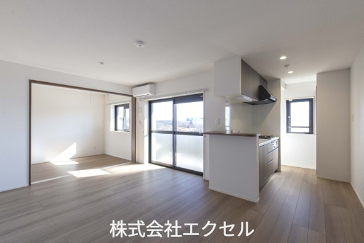 ＪＲ中央線 日野駅 徒歩9分 3階建 築6年の居間写真
