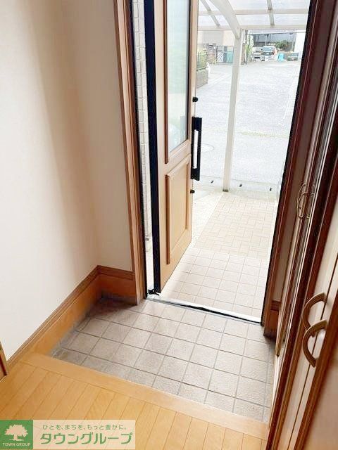 玄関　バルコニー