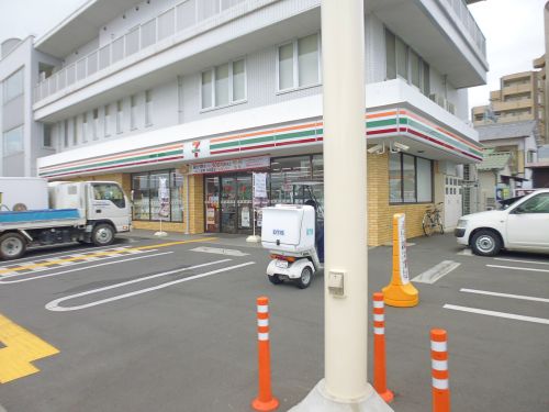 コンビニ　セブンイレブン 明石林崎店（コンビニ）まで477m