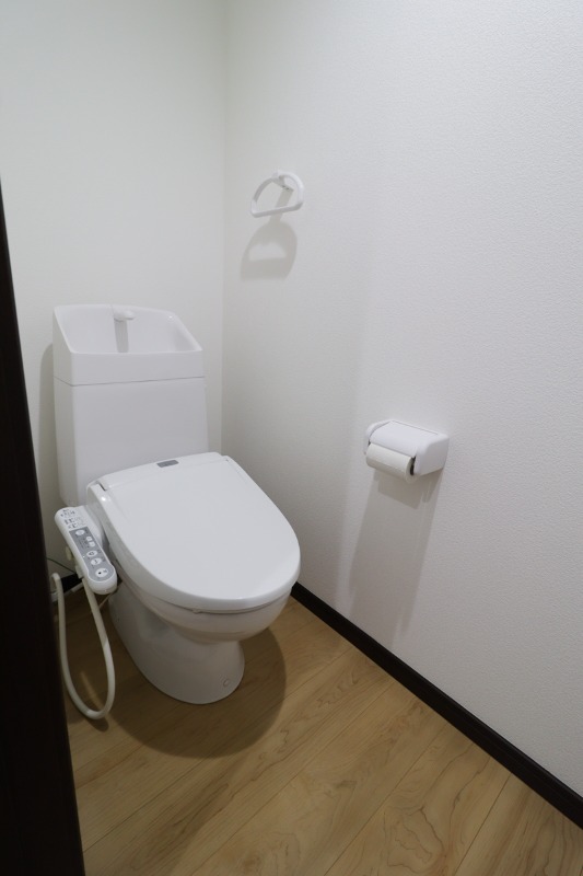 トイレ　図面と現状に相違がある場合には現状を優先