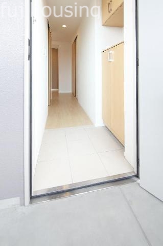玄関　玄関（イメージ）