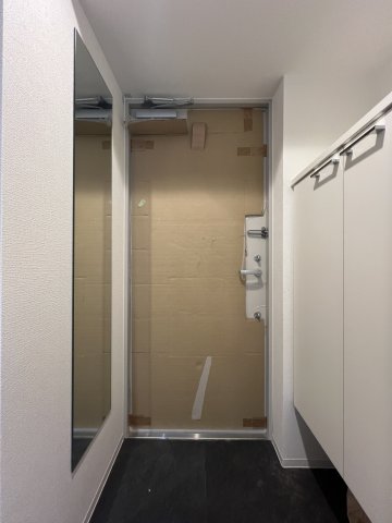 セレニテ九条リアンの玄関写真