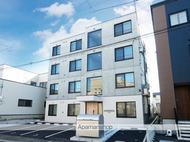 シティレジデンス福住の外観写真