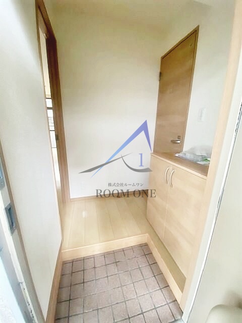 玄関　玄関です。