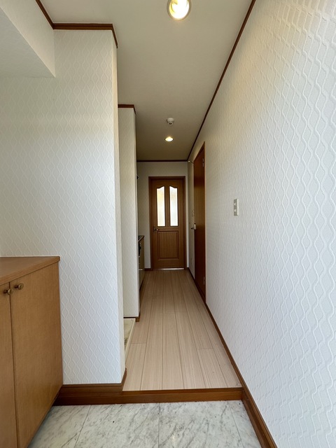 玄関　別部屋参考写真です