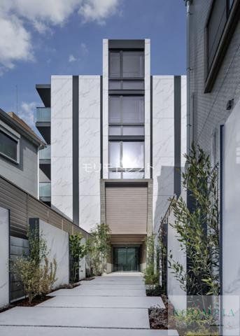建物外観　エントランス