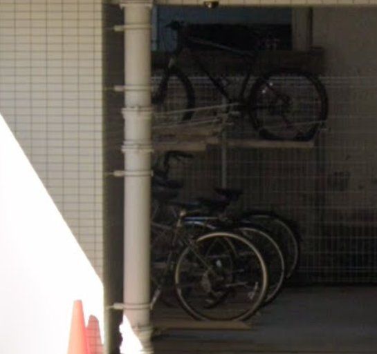 駐車場　バルコニー