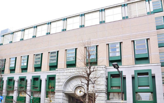 小学校　中央区立日本橋小学校（小学校）まで289m