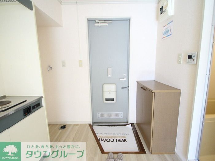 玄関　★お問い合わせはタウンハウジングまで★