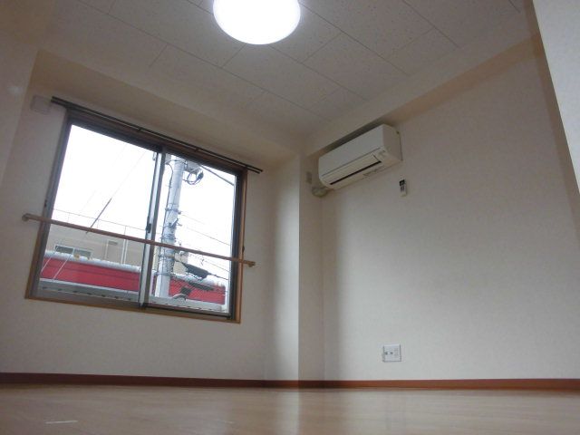 Rozen5番館の居間写真
