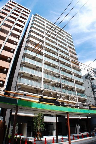 建物外観　アーデンタワー本町イースト　重厚感がある外観