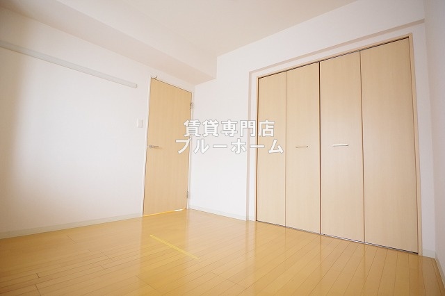 その他部屋・スペース　6.9帖の洋室です！