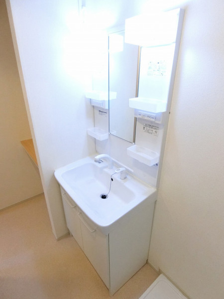 洗面設備　※別号室の写真です