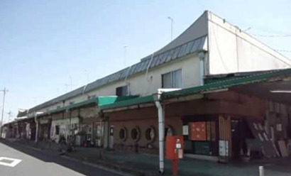 ショッピングセンター　曽根駅前総合市場（ショッピングセンター）まで532m