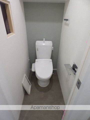 地下鉄御堂筋線 東三国駅 徒歩6分 15階建 築7年のトイレ写真